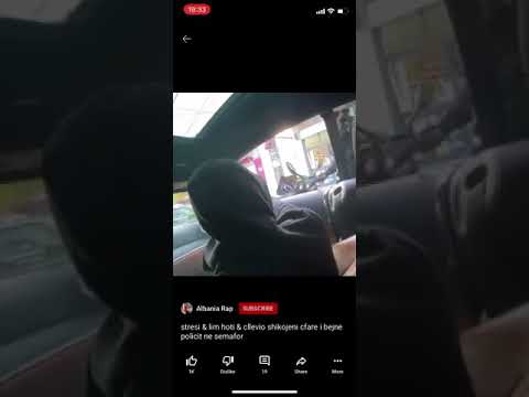 Stresi dhe cllevio duke pire Bar