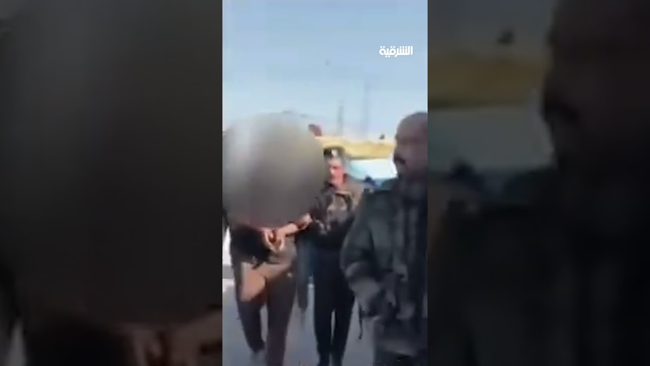 فيديو | استعرض أسلحته وأطلق عيارات نارية في السماء .. شرطة الرصافة تعتقل متهماً في مدينة الصدر