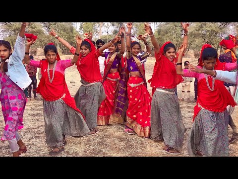 નવી લાડી ના ડાલ સોકા સોરી દબાવીને ખાજે || Alkesh Bariya Adivasi Girls Timli 2023