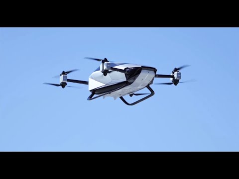 Carro voador da China faz primeiro voo na área urbana de Xiangjiang, Changsha, província de Hunan