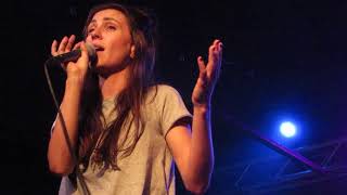 Amy Shark - &quot;Blood Brothers&quot; (Live in Boston)