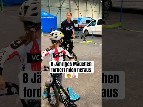 8 Jähriges Mädchen fordert mich mit ein Trick heraus 😱👀 #freestyler #bikerin #youtubeshorts
