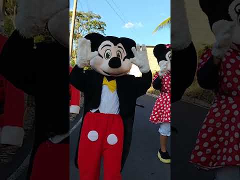Mickey Mouse En El Desfile De San Francisco Lempa