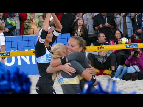 Finále MČR v beachvolejbale: Kolocová/Kvapilová - Hermannová/Sluková - mečbol