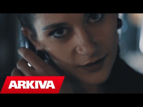 Sara Kapo – Watching You