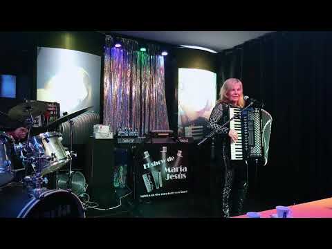 María Jesús y su acordeón. El rincón de María Jesús 1 hora en directo