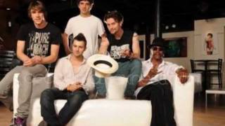 100 Monkeys - Shy Water (with lyrics)