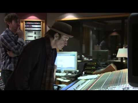 Amy Macdonald & Ray Davies in the studio