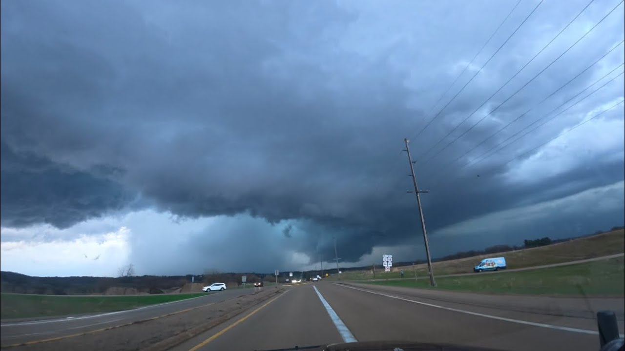 🔴LIVE GIANT HAIL IMPACTS MADISON WI - LIVE AS IT HAPPENED 