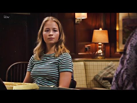 Liv Flaherty 25th September 2020 - liv tells mandy she is asexual