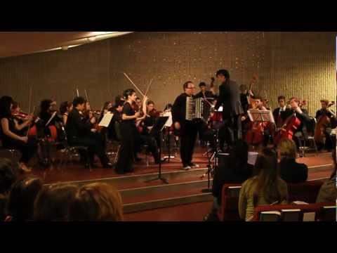 Astor Piazzolla: Escualo (Peter Bufano, Accordion, Motoki Tanaka, Boston String Players)