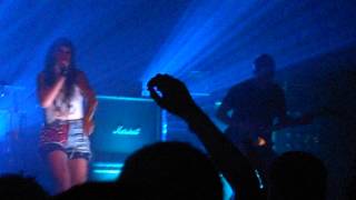 Sleigh Bells perform &quot;You Don&#39;t Get Me Twice&quot; @ Bogarts 6/17/14