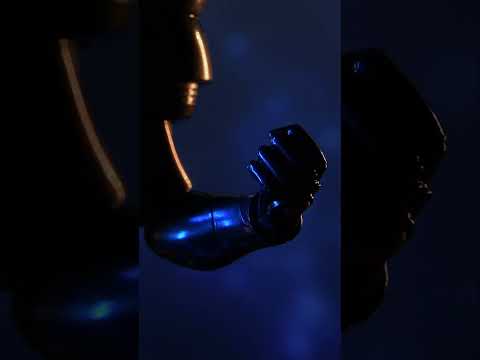 Metroid Prime™ - Samus Phazon Suit PVC | Sneak Peek #shorts