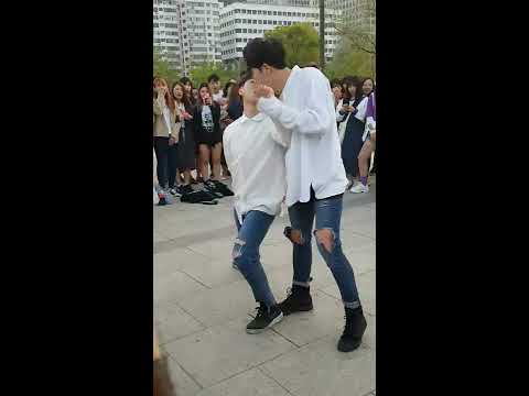 [MAXXAM] 180429 강신화, 이찬욱 - Trouble Maker (Trouble Maker cover) (팬들과 여의도 소풍)