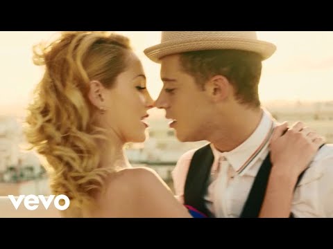 Rescata Mi Corazón (From "Violetta") (Vídeo Oficial)