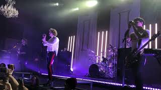 5SOS SAN FRANCISCO LIVE AT THE FILMORE