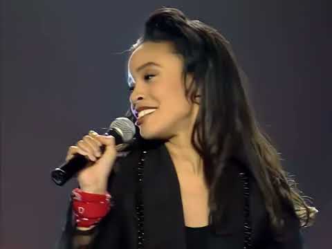 Dana Dawson - Romantic World (Live) (1990) [4k] [60fps]