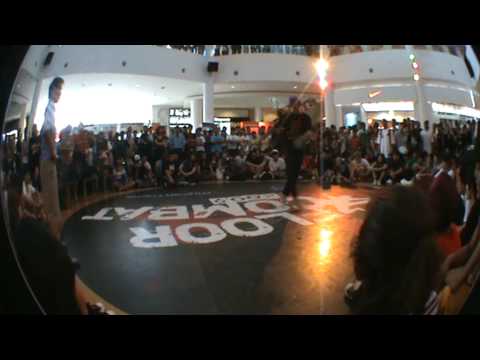 7 Floor Combat 2009 Bboy 1 vs 1 Battle - Day 2 Andreas Enemy Ground vs Yk Funky Strawberry