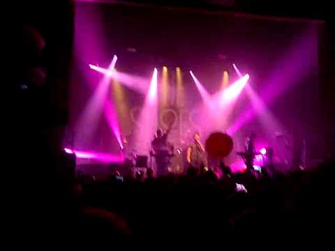 The Shoes & Woodkid - Iron (Live) | La Cigale, Paris