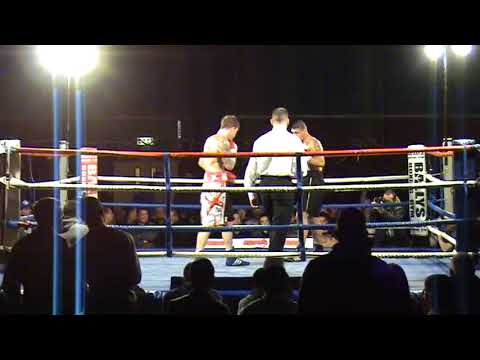 Chris Hobbs vs Mitch Mitchell