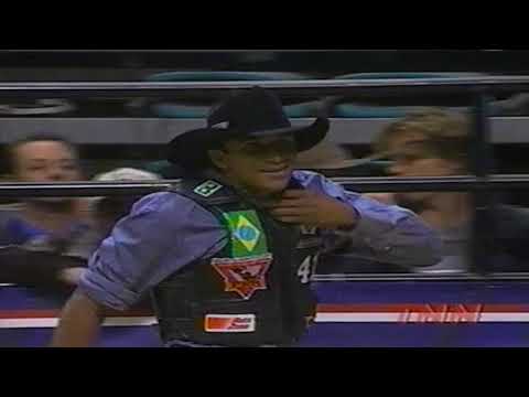 Rogerio Ferreira vs Rhett's Pet - 98 PBR Finals (84.5 pts)