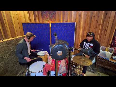 terencefclark + Ted Poor for Kate Thornbury new single “Napkins”