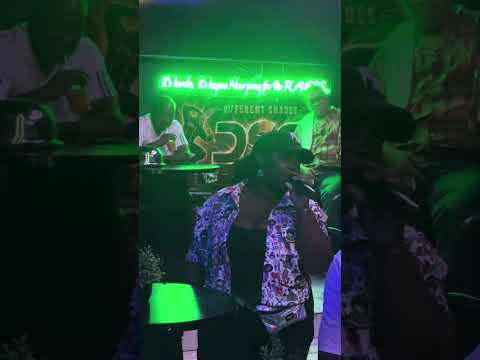 EastSide Harlem World- Open Mic #comedymoments #plussize #trending #ladeebondsthecomedian