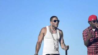 Nelly &amp; Murphy Lee - Wat Da Hook Gon Be - Port Paradise III - Coco Cay, Bahamas - 12/4/2010