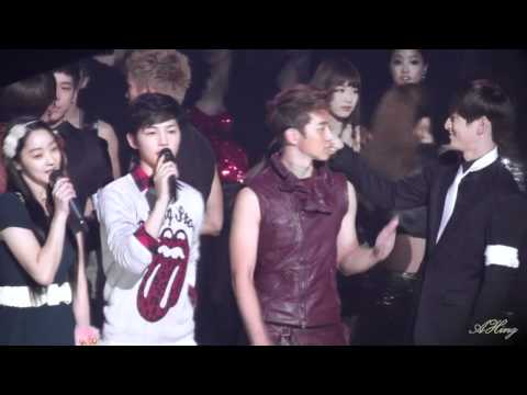 FANCAM 101028 Junho music bank with Jinwoon moment