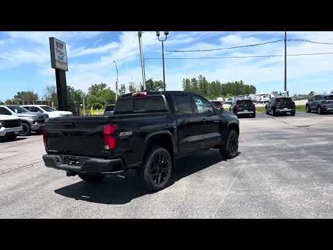 2026 Chevrolet Colorado Crew Cab Short Box 4-Wheel Drive Z71 in Black for sale at Lally Chevrolet Ltd. in Tilbury, ON