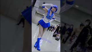 とよ様 コスプレパンチラ 流出 美少女戦士セーラームーン セーラーマーキュリー つやつや光沢衣装 #セーラームーン  #とよ様 #コスプレ
