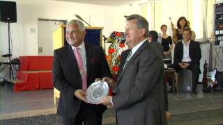 preview picture of video 'Einweihung Mittelschule Aidenbach am 11.05.2012'