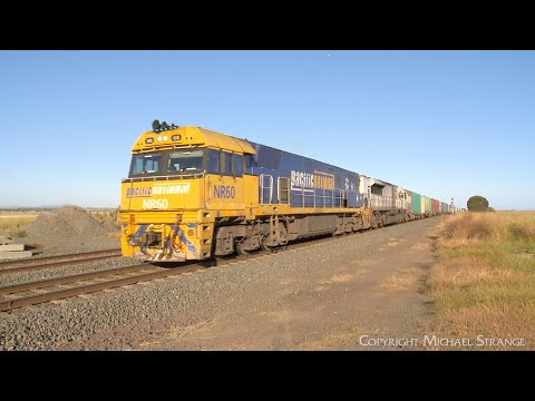 2MA5 Pacific National Intermodal Container Freight Train (19/12/2022) - PoathTV Australian Railways