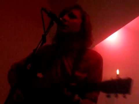 Sarah Griffin - Hush (Live @ The Islington, London, 04.10.12)