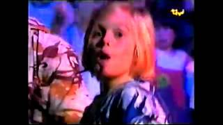 1998 :: Aaron Carter :: TiVi Interview 2/2 - Surfin&#39; USA