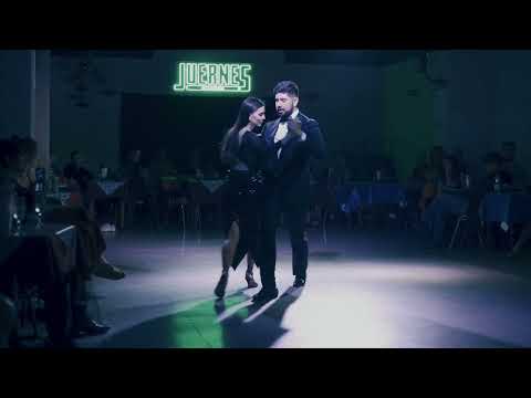 Sebastian Jimenez y Magdalena Valdez