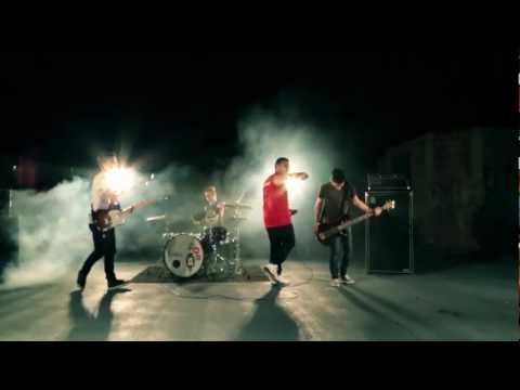 Raige - Vanno E Vengono (Official Video)