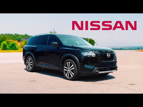 2024 Nissan Pathfinder Platinum 4WD in Super Black for sale at Cambridge Centre Honda in Cambridge, ON