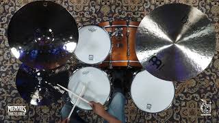 Video thumbnail for Meinl 19" Classics Custom Extreme Metal Crash Cymbal - 2049g (CC19EMC-B-1082222E) by Memphis Drum Shop