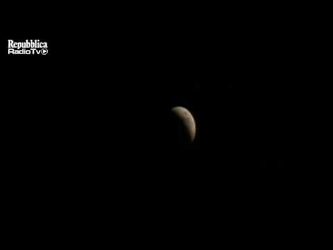 L eclissi di Luna  in tre minuti   Video     la lunaelissi150611