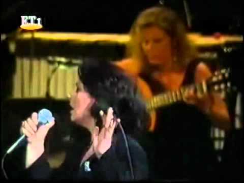 Χάρις Αλεξίου - Αύγουστος