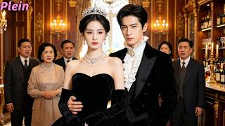 Abandonnée comme une idiote, elle revient après 15 ans, et son ex riche la supplie de revenir !