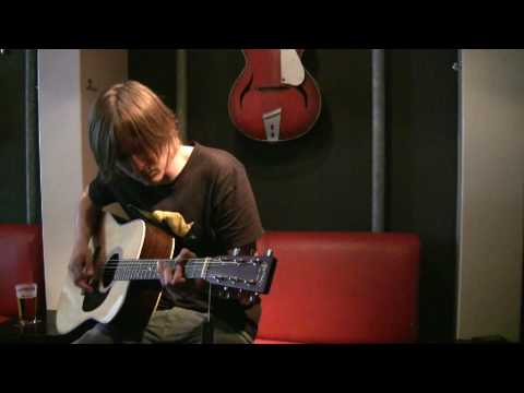 Bertolf - Me And My Guitar (James Taylor)