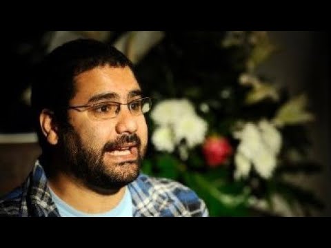 من هو المدون والناشط الحقوقي المصري علاء عبد الفتاح؟