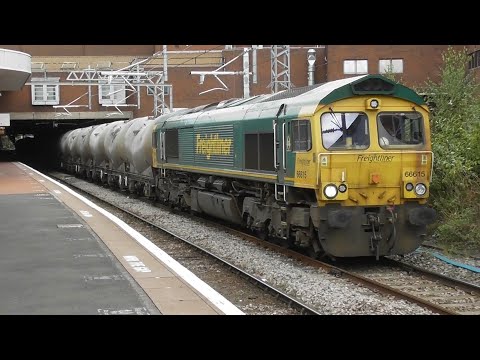 Fl 66615 powers it's way to Walsall Freight Terminal - 26/08/20