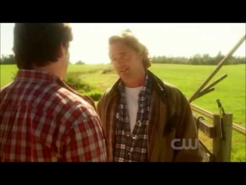 Smallville FINALE SEASON Clark and Johnathan Kent