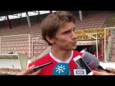 Dubarbier (UD Almería) antes del Elche (Liga BBVA)