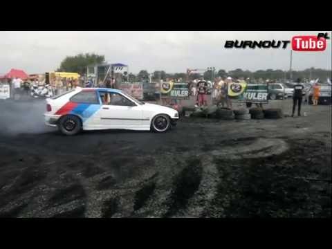 Palenie gumy BMW E36 325 Compact (5) - XIX Ogólnopolski Zlot BMW Toruń 2016 #81