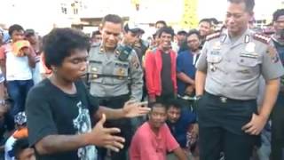 Download lagu Orang Batak melawak di depan polisi * stand up comedy * .. LUCU mp3 Download lagu Orang Batak melawak di depan polisi * stand up comedy * .. LUCU mp3