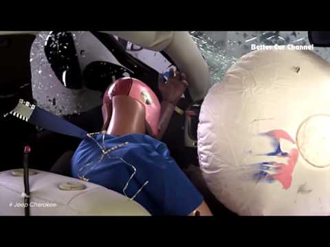 CRASH TEST 2016 Jeep Cherokee vs 2016 Subaru Forester